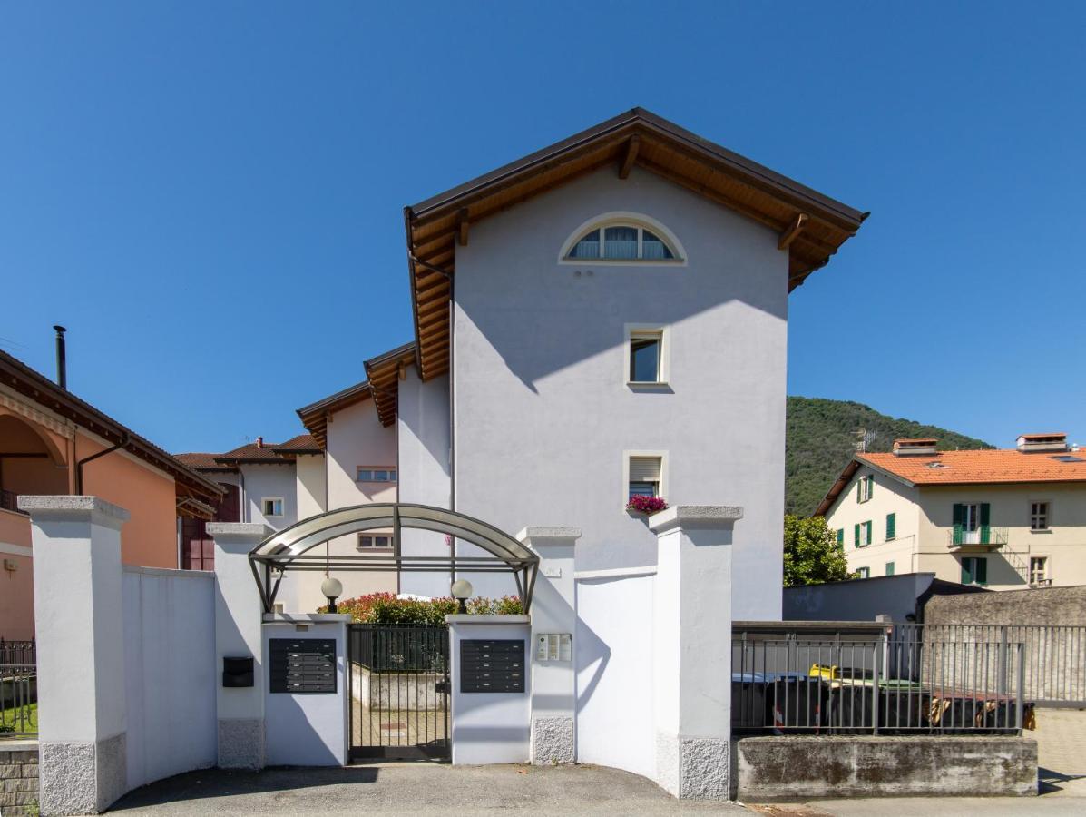 Cozy Apartment Mati Lago Maggiore Verbania Esterno foto
